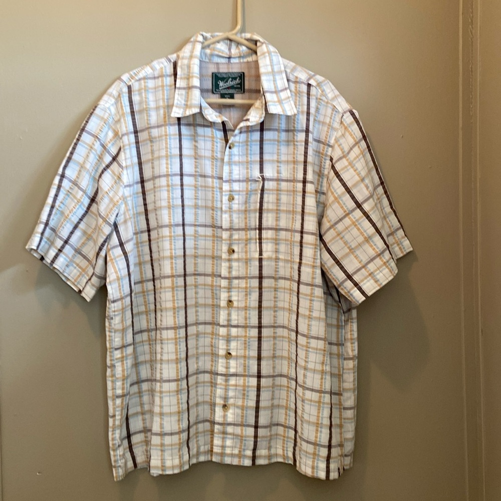 Men’s Woolrich Moccasin Short Sleeve Button Down Vented Shirt, Size Extra Large